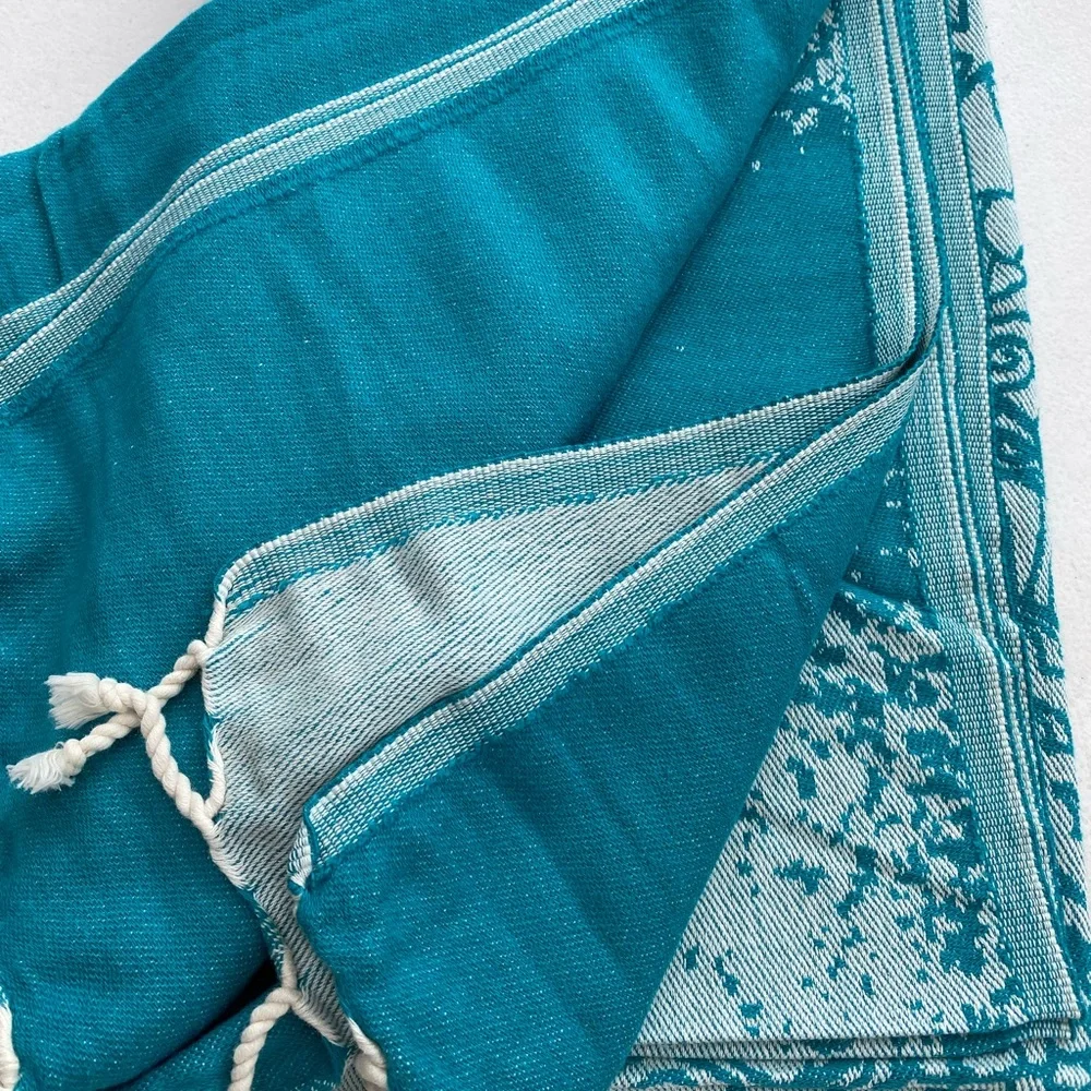Turkish Cotton throw| Abstract pattern| Heavyweight Oversized Cotton Throw - Picture 4 of 6